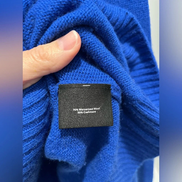 Summersalt Coziest Cashmere Royal blue Crew Sweater black/white accents size 1XL - Picture 9 of 10